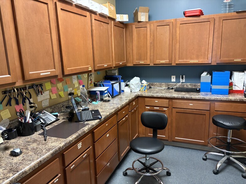More Photos Of 1642 Olive Branch Parke Ln, Greenwood Unknown For Lease
