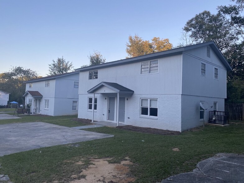 More Photos Of 1156 Triple Hill Dr, Macon-Bibb Multifamily For Sale