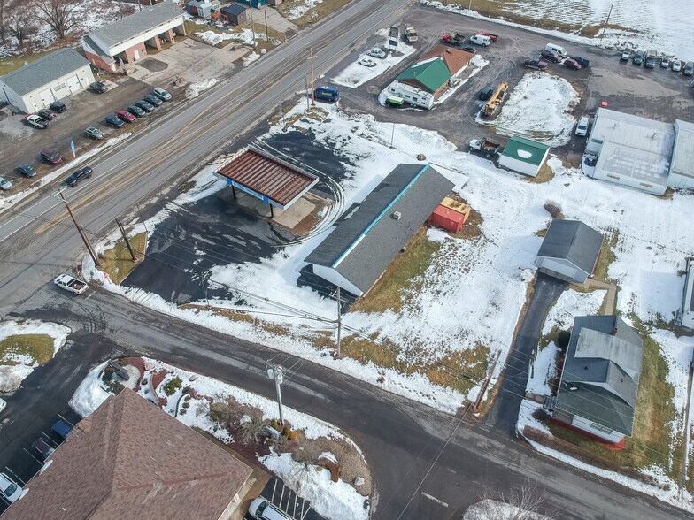 More Photos Of 2608 New Butler Rd, New Castle General Retail For Sale