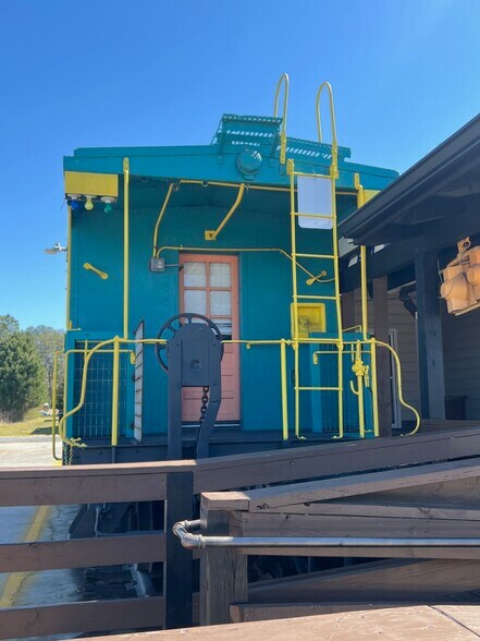 More Photos Of 406 N Piedmont Ave, Rockmart Restaurant For Sale