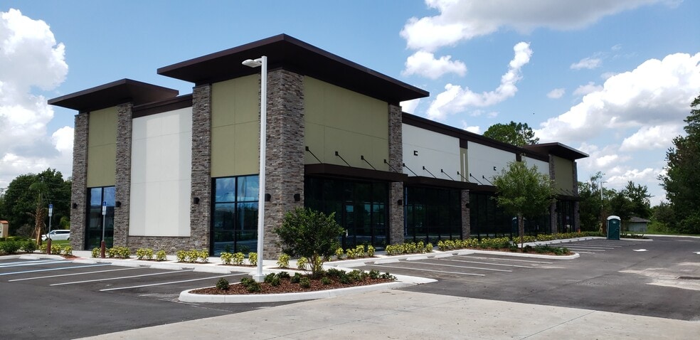 Primary Photo Of 7125 Hoffner Ave, Orlando General Retail For Lease