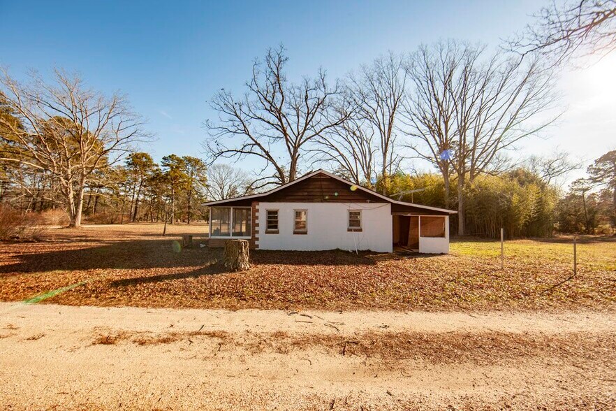 More Photos Of 98 Cumberland Ave, Estell Manor Land For Sale