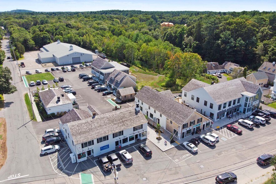 More Photos Of 46 Railroad Ave, Duxbury General Retail For Lease