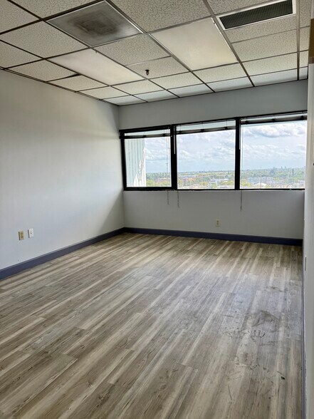 More Photos Of 1150 NW 72nd Ave, Miami Unknown For Lease