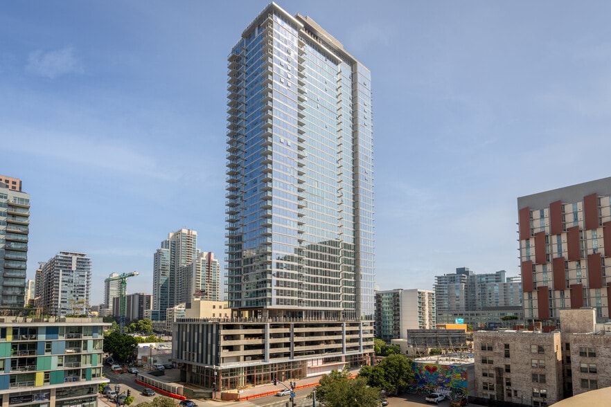 Primary Photo Of 800 Broadway, San Diego Apartments For Lease