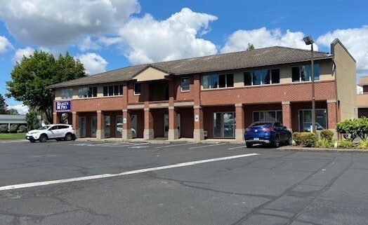 More Photos Of 12000 SE Mill Plain Blvd, Vancouver Office For Lease