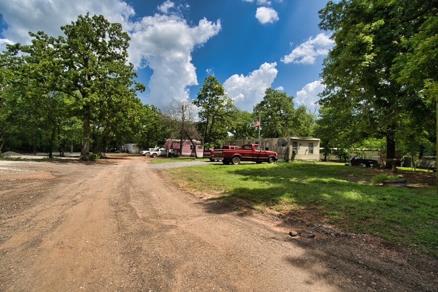 More Photos Of 347203 US Route 66 Hwy, Chandler Trailer Camper Park For Sale