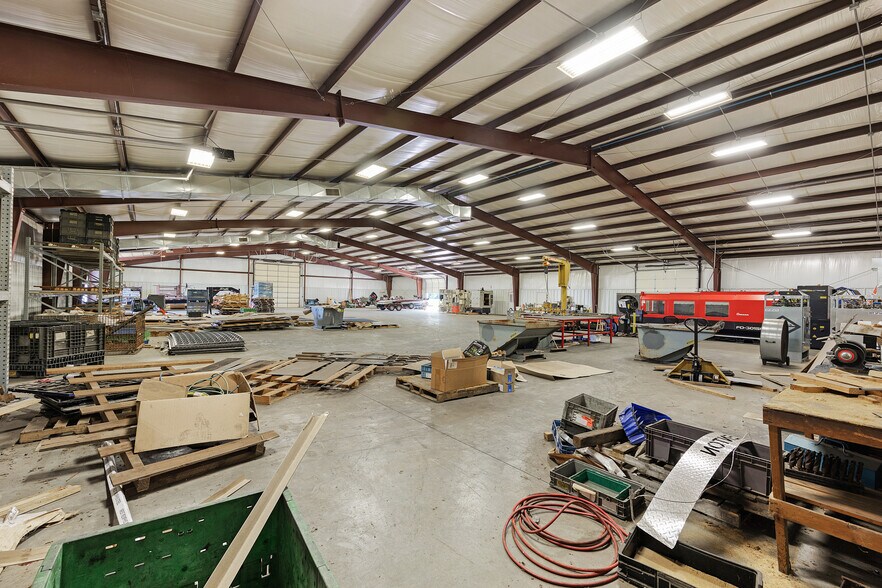 More Photos Of 1551 Highway 124, Greenfield Industrial For Sale