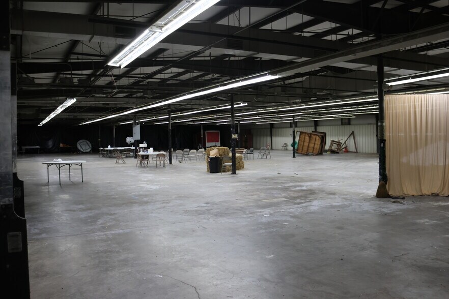 More Photos Of 225 Clover Ave, Comer Religious Facility For Sale