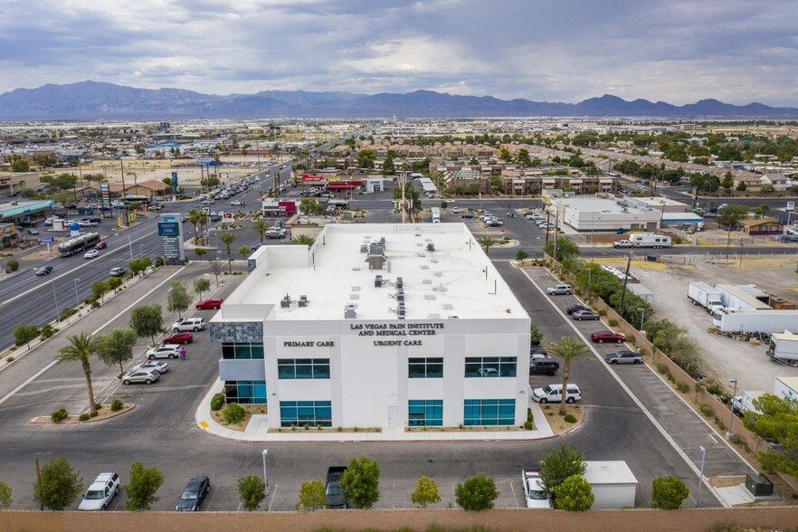 More Photos Of 1900 N Nellis Blvd, Las Vegas Medical For Lease