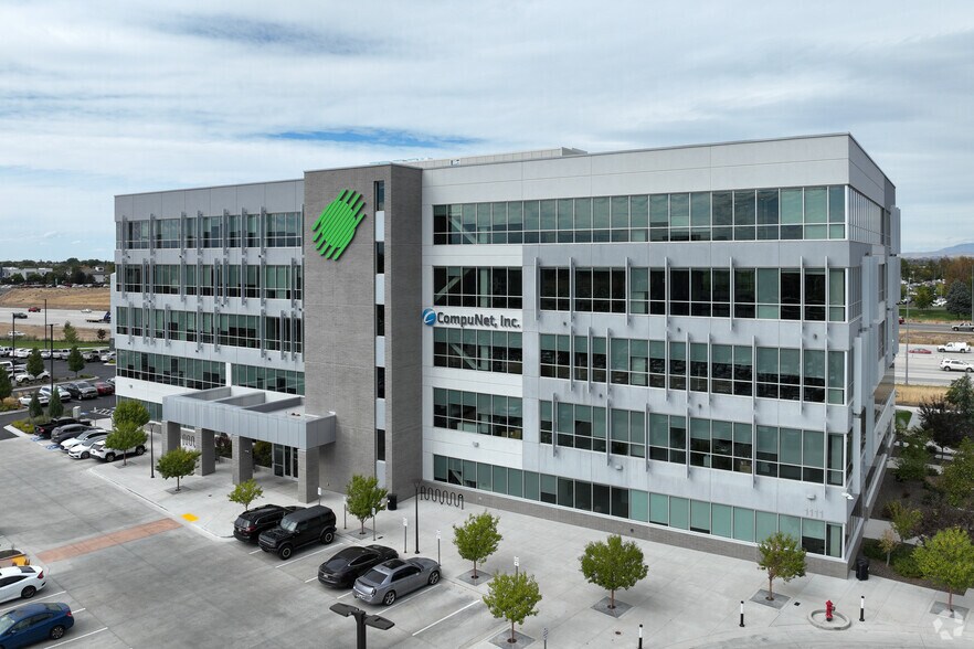 More Photos Of 1111 S Silverstone Way, Meridian Office For Lease