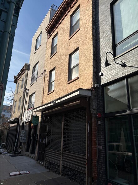 Primary Photo Of 2148 N Front St, Philadelphia Storefront Retail Residential For Lease