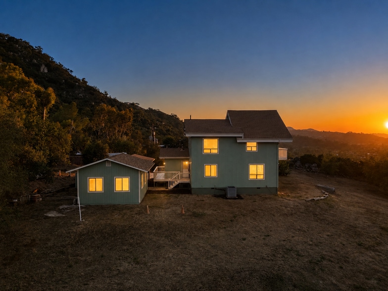 More Photos Of 14621 Woods Valley rd, Valley Center Flex For Sale