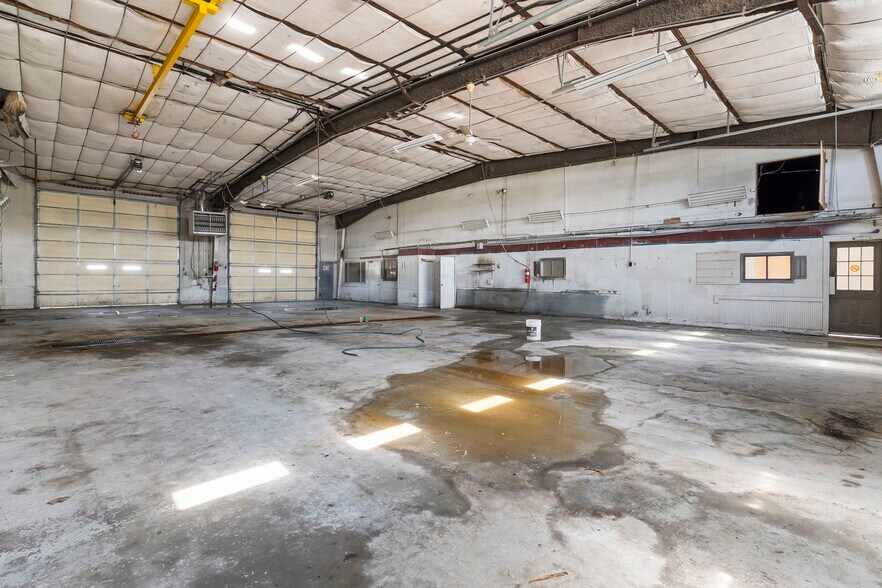 More Photos Of 825 MO-59, Carthage Industrial For Lease
