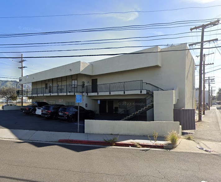 More Photos Of 3017-3031 San Fernando Blvd, Burbank Office For Lease