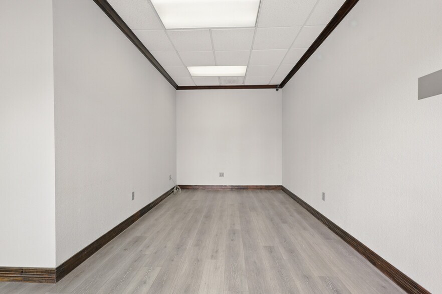 More Photos Of 5152 Village Creek Dr, Plano Office For Lease