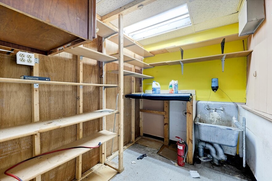 More Photos Of 2024 Gwynn Oak Ave, Baltimore Religious Facility For Sale