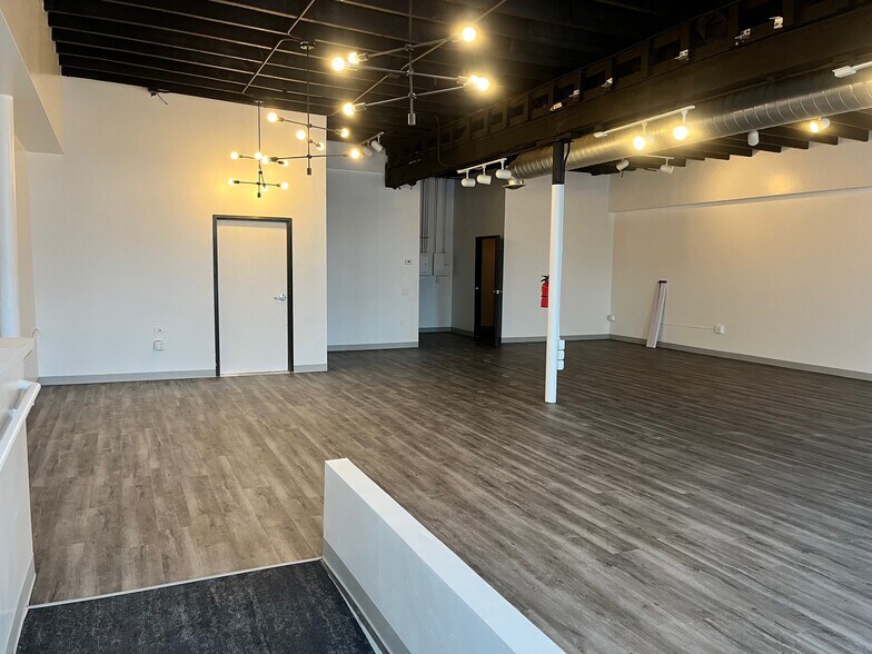 More Photos Of 910-948 W 8th Ave, Denver Storefront For Lease