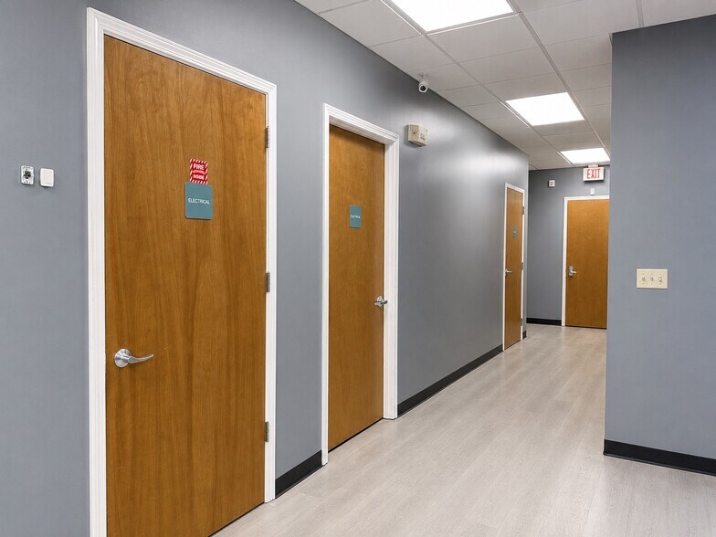 More Photos Of 5805 Ramona Blvd, Jacksonville Medical For Lease