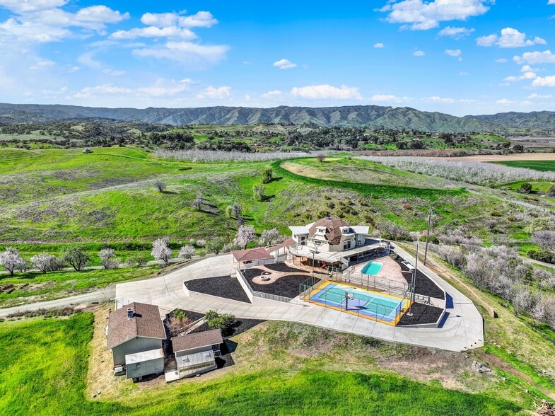 More Photos Of 8560 Holmes Ln, Winters Specialty For Sale