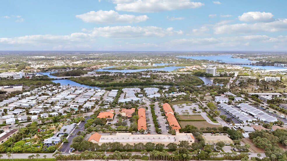 More Photos Of 725 N Hwy A1A, Jupiter Medical For Sale