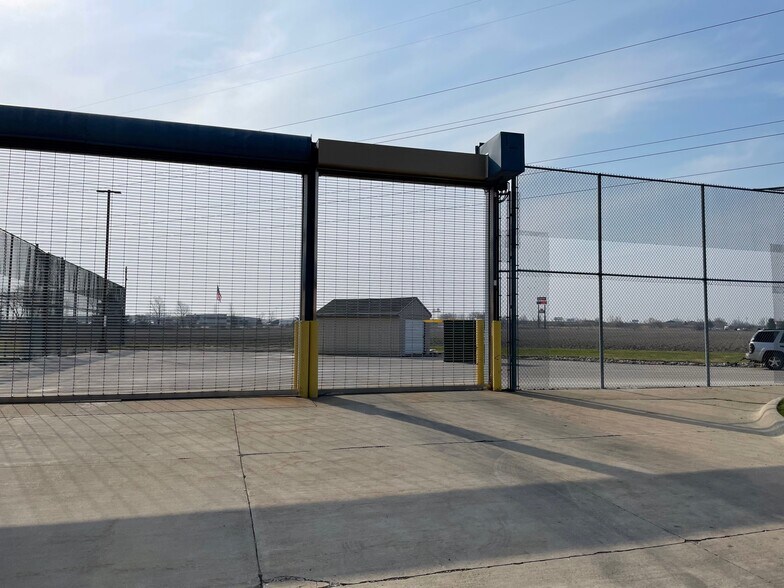 More Photos Of 2424 N Outer Dr, Saginaw Correctional Facility For Sale