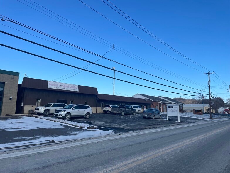 More Photos Of 1630 Midland Beaver Rd, Industry General Retail For Sale