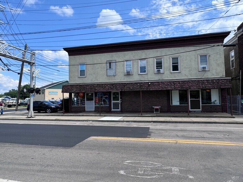 More Photos Of 530-534 Waverly St, Framingham General Retail For Sale