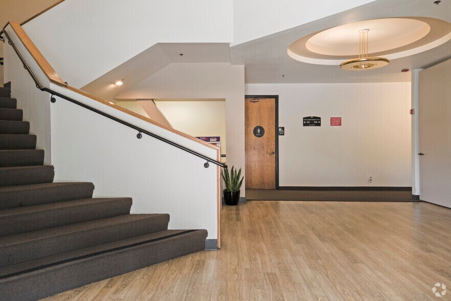 More Photos Of 4747 Morena Blvd, San Diego Office For Sale