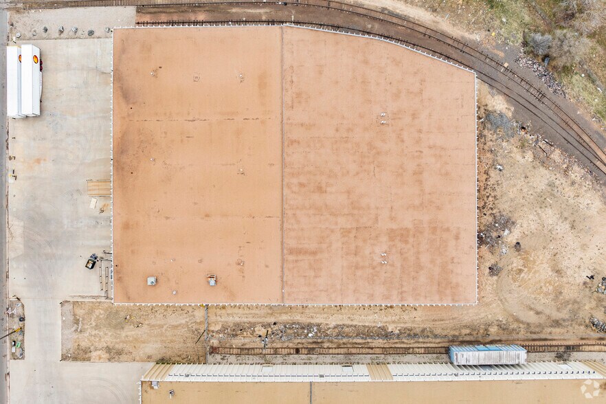 More Photos Of 10707 E 40th Ave, Denver Warehouse For Lease