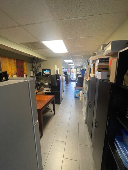 More Photos Of 11318 Bedford St, Houston Warehouse For Sale