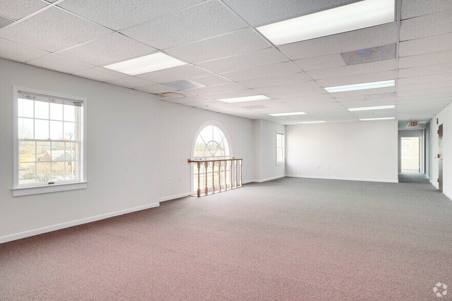 More Photos Of 8802 Sudley Rd, Manassas Medical For Lease