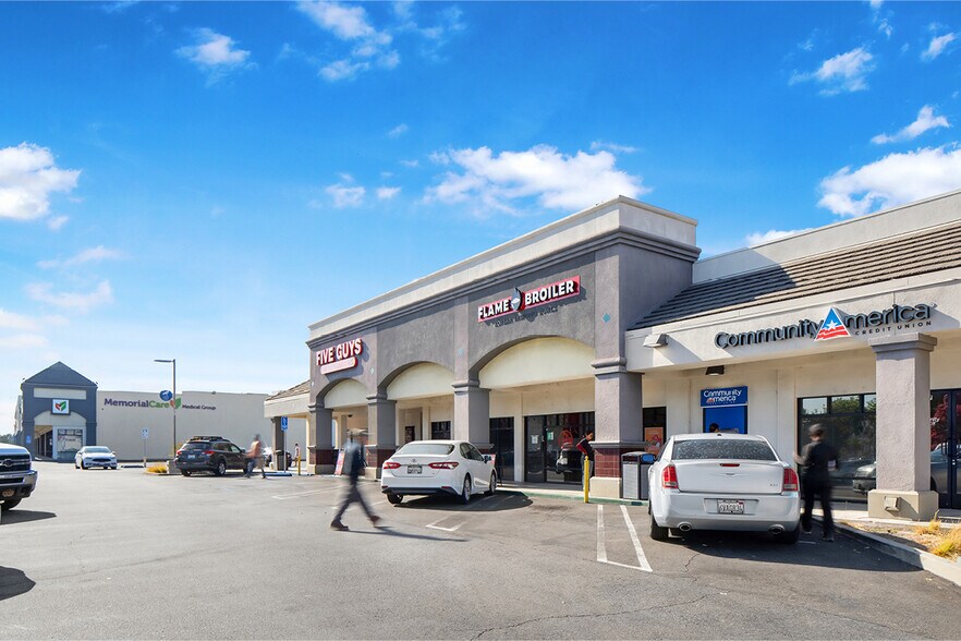 More Photos Of 4645 Candlewood St, Lakewood General Retail For Sale