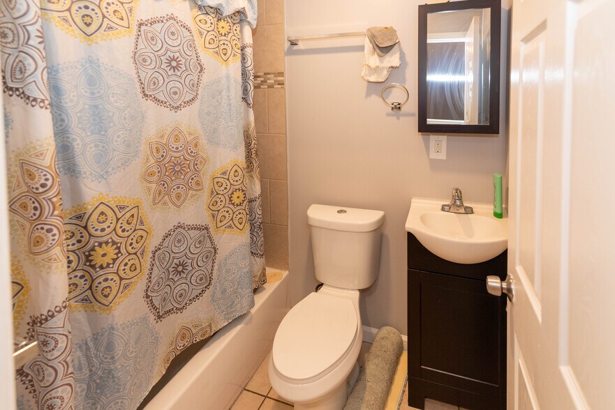 More Photos Of 2432 N Calvert St, Baltimore Apartments For Sale