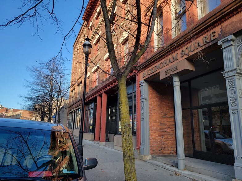 More Photos Of 207-231 Bank St, Waterbury Office For Sale