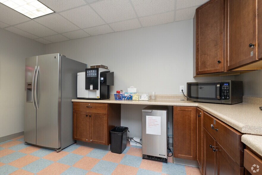 More Photos Of 4-18 Biltmore Ave, Asheville Coworking Space