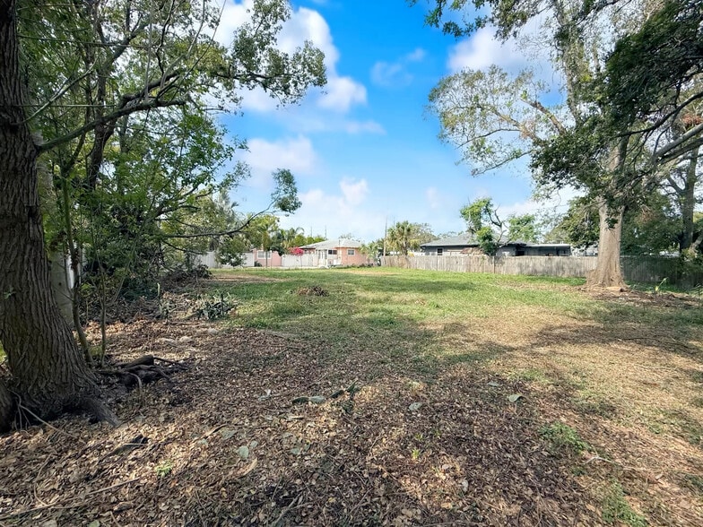 More Photos Of 2205 52nd St S, Gulfport Land For Sale