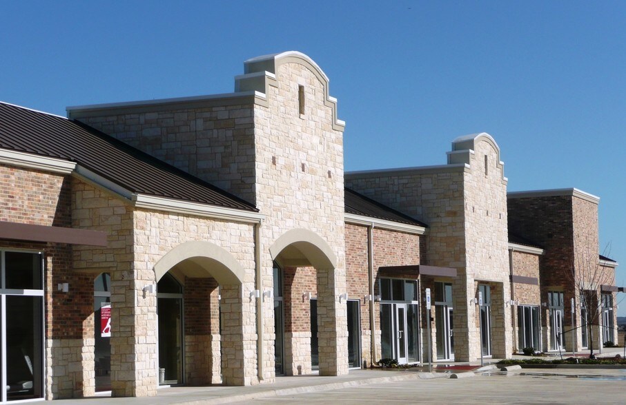 More Photos Of 717 N Holland Rd, Mansfield Freestanding For Lease