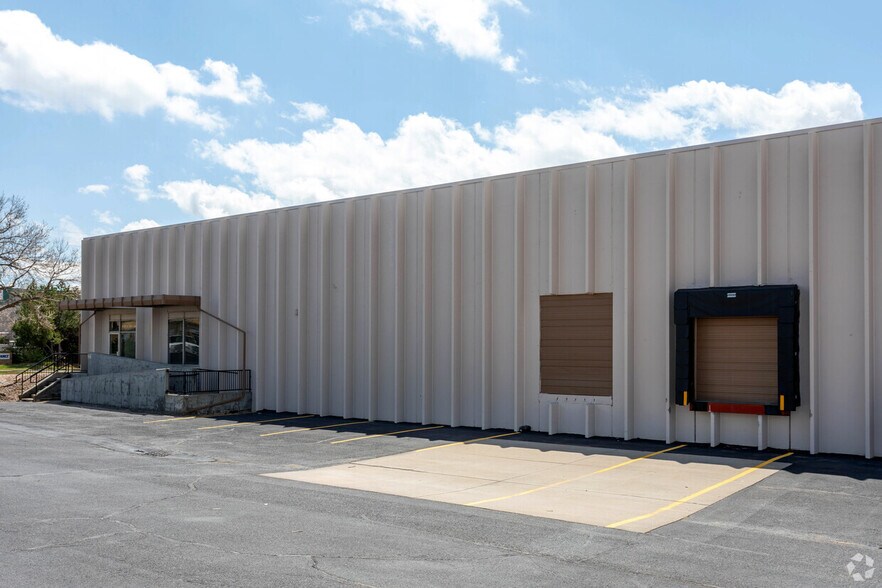 More Photos Of 12790 E 38th Ave, Denver Warehouse For Sale