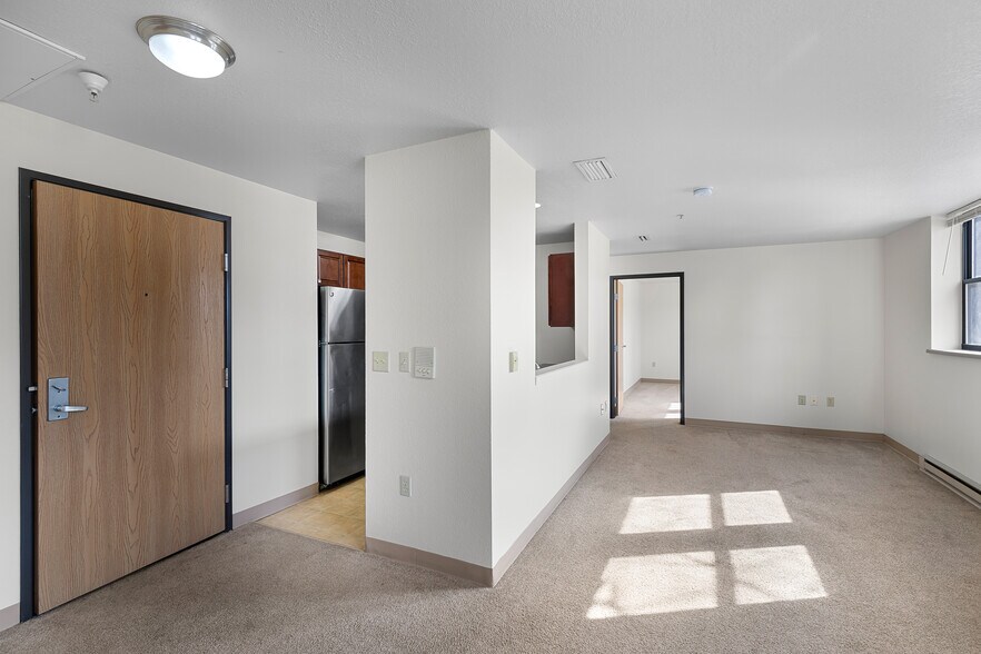 More Photos Of 1120 E Parkway Ave, Oshkosh Multifamily For Sale