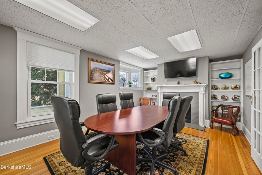 More Photos Of 92 Elm St, Pittsfield Office For Sale
