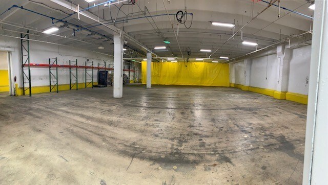 More Photos Of 1301 NW 89th Ct, Miami Warehouse For Lease