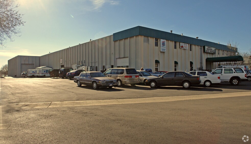 More Photos Of 1900 55th St, Boulder Warehouse For Lease
