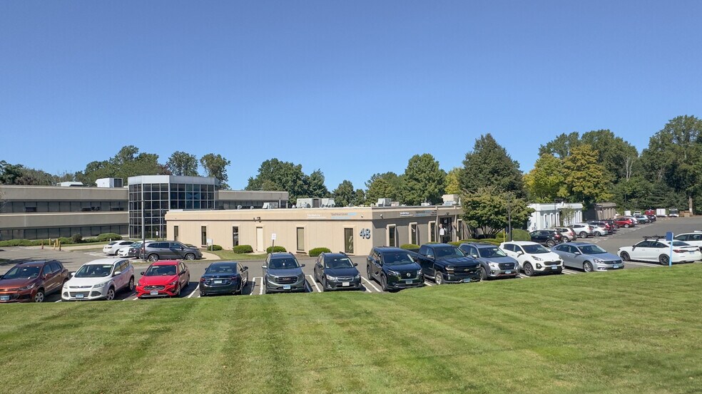 More Photos Of 48 Wellington Rd, Milford Medical For Sale