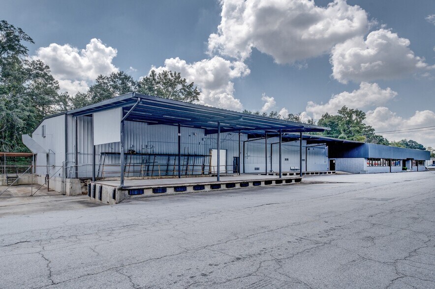 More Photos Of 5521 Collins Blvd, Austell Warehouse For Lease