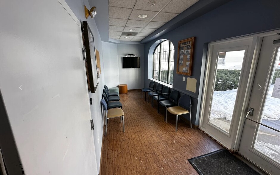 More Photos Of 105 Merrick St, Worcester Medical For Sale