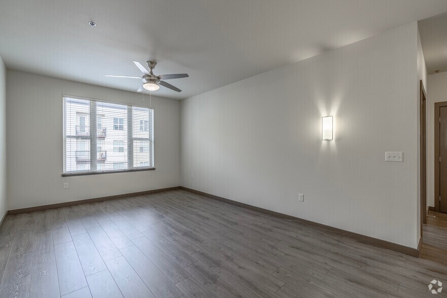 More Photos Of 6523 NE Cherry Dr, Hillsboro Apartments For Lease