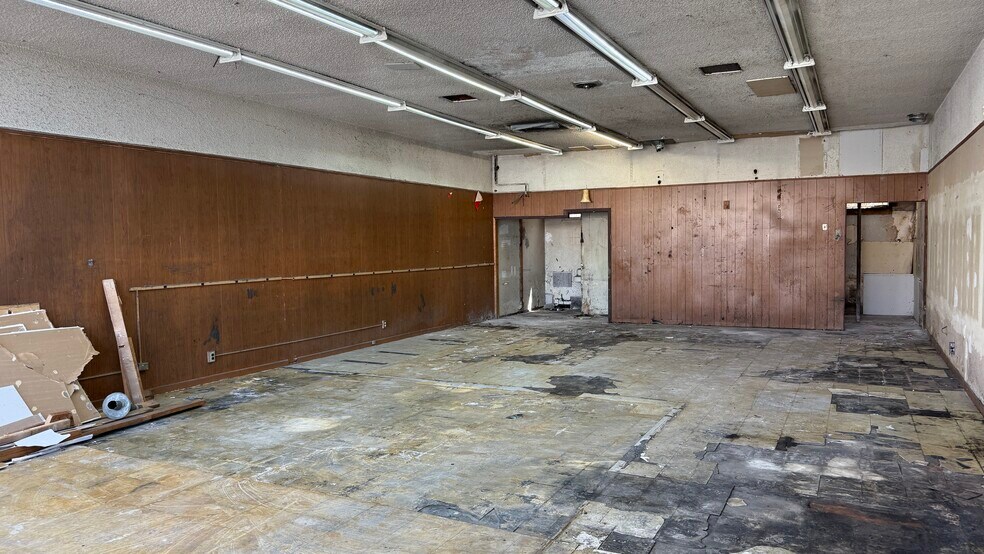 More Photos Of 6379 Mission St, Daly City Storefront For Sale