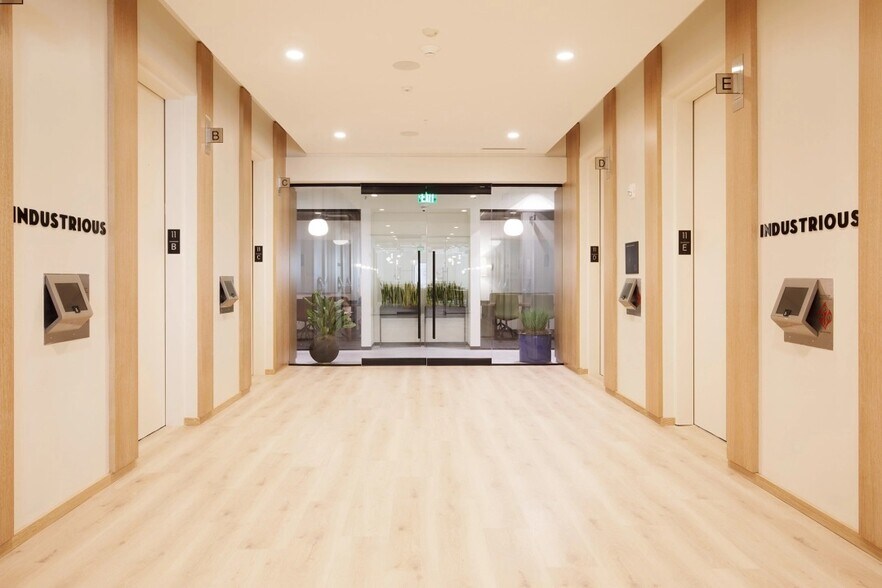 More Photos Of 200 E Las Olas Blvd, Fort Lauderdale Office For Lease