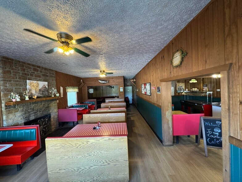 More Photos Of 4152 Hwy 76, Russell Springs Restaurant For Sale